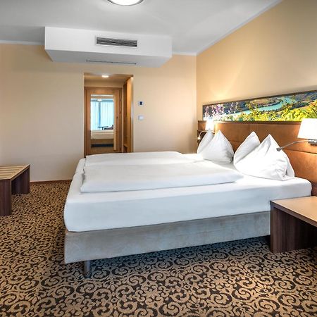 Hotel Schachner Maria Taferl Bagian luar foto