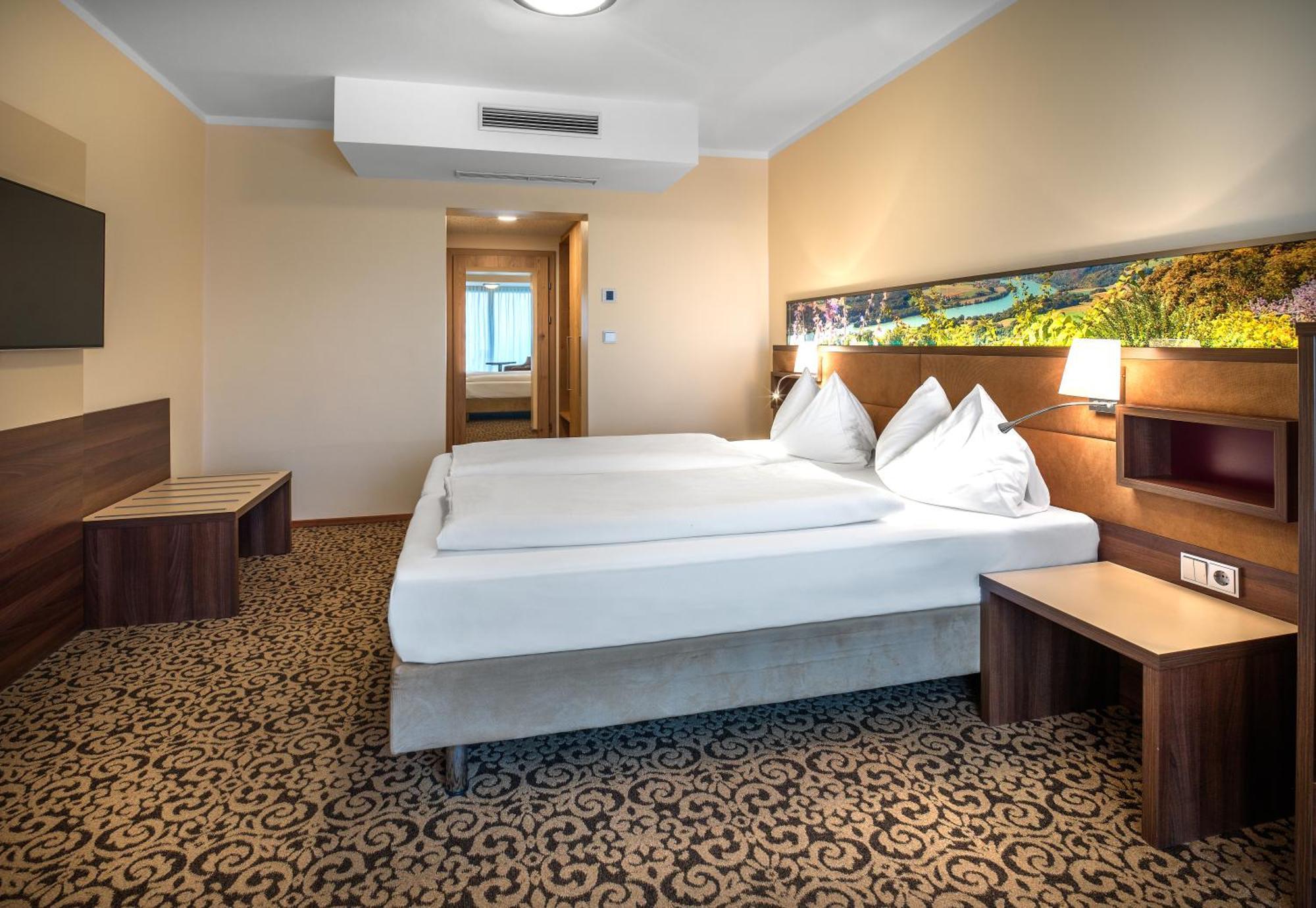 Hotel Schachner Maria Taferl Bagian luar foto
