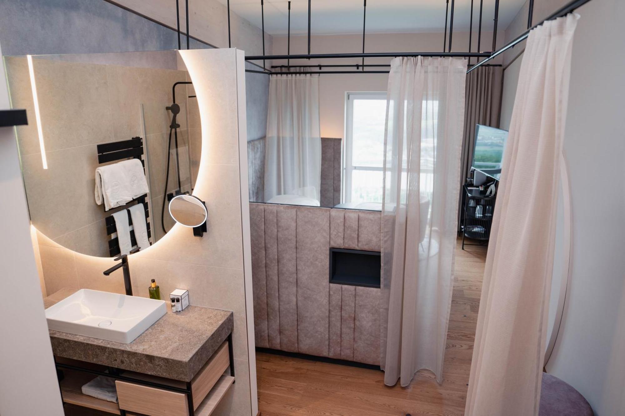 Hotel Schachner Maria Taferl Bagian luar foto
