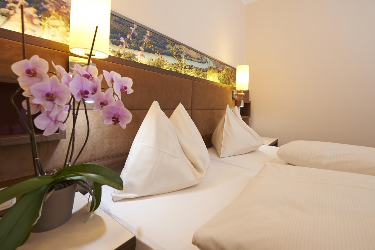 Hotel Schachner Maria Taferl Bagian luar foto